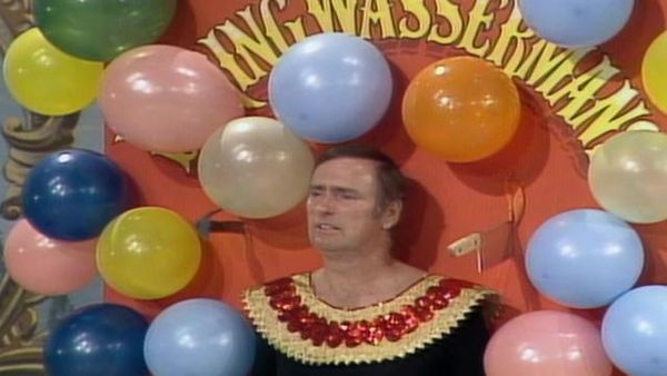 Rowan & Martin's Laugh-In - Rowan & Martin's Laugh-In: S5 E9