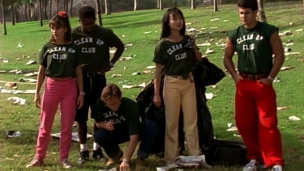Mighty Morphin Power Rangers - Clean-Up Club