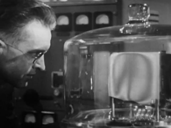 101 Events That Made the 20th Century - Episode 2