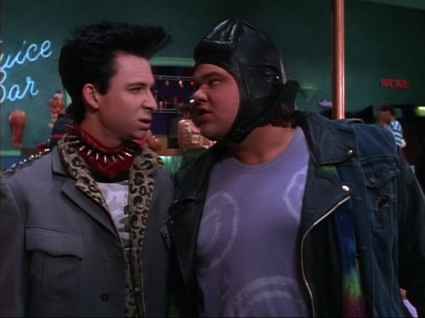 Mighty Morphin Power Rangers - To Flea or Not to Flee