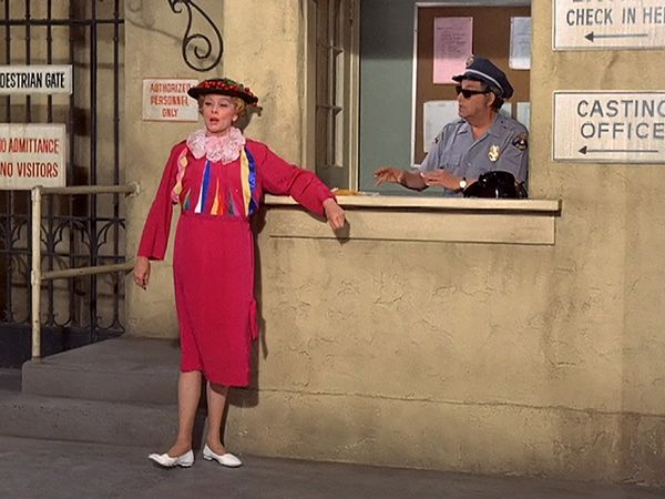 Here's Lucy - Won't You Calm Down, Dan Dailey?
