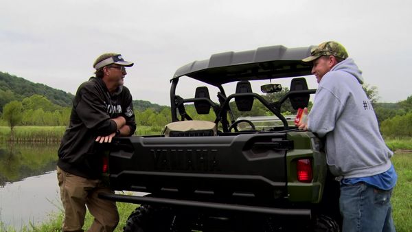 Americana Outdoors - Walking the Banks of a Pond & Bass Fishing at Lake Durant