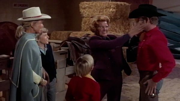 The Doris Day Show - Lassoin' Leroy