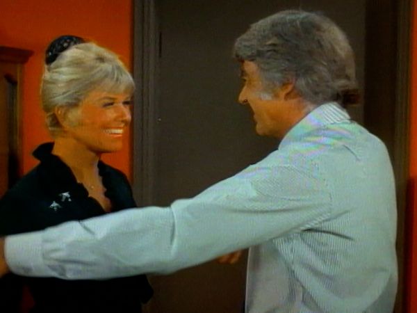 The Doris Day Show - Doris and the Doctor