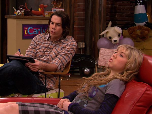 iCarly - Meu namorado bad boy Parte 2