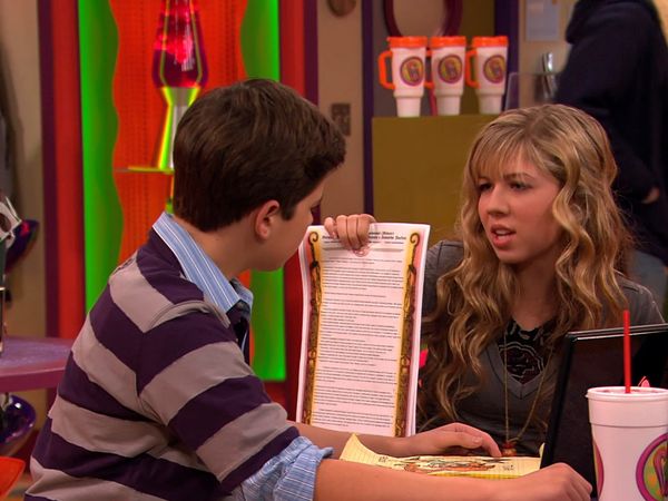 iCarly - Meu namorado bad boy Parte 1