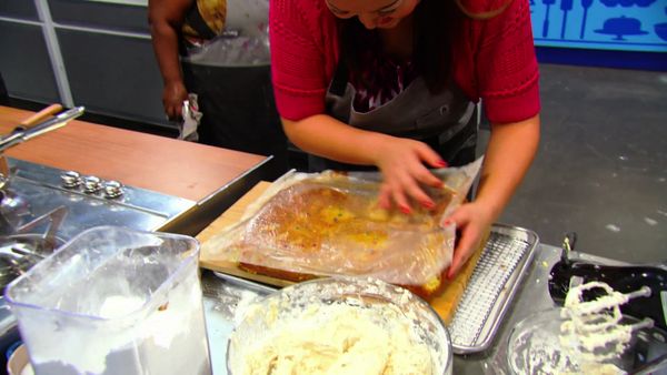 Worst Bakers in America - #BakingFail