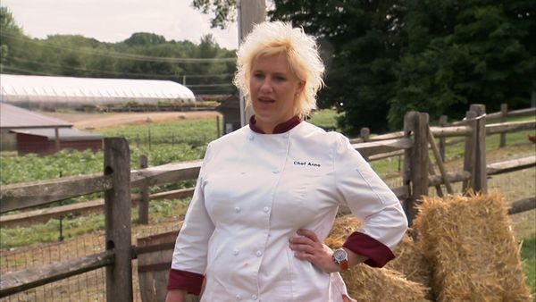 Worst Cooks in America - Farmageddon