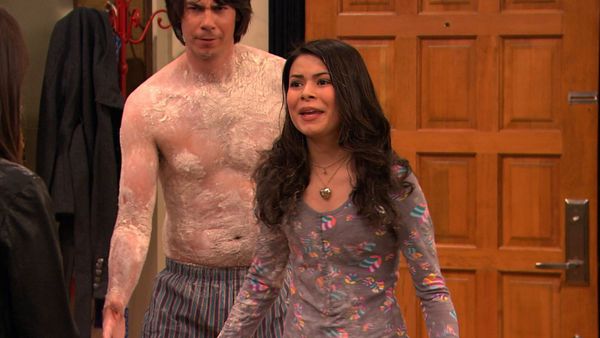 iCarly - Enfrentando Shelby Marx Parte 1