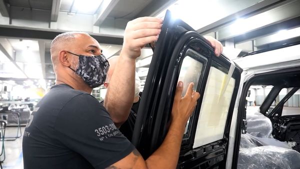 Direção Sobre Rodas - Temporada 1 - Blindagem de Carros