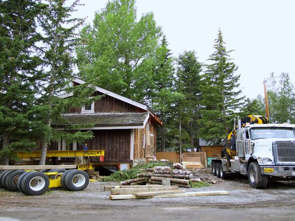 Cabin Truckers - Rocky Mountain Trek
