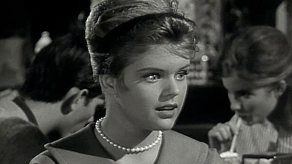 The Donna Reed Show - Who Needs Glasses