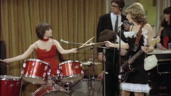 Laverne & Shirley - I Do I Do