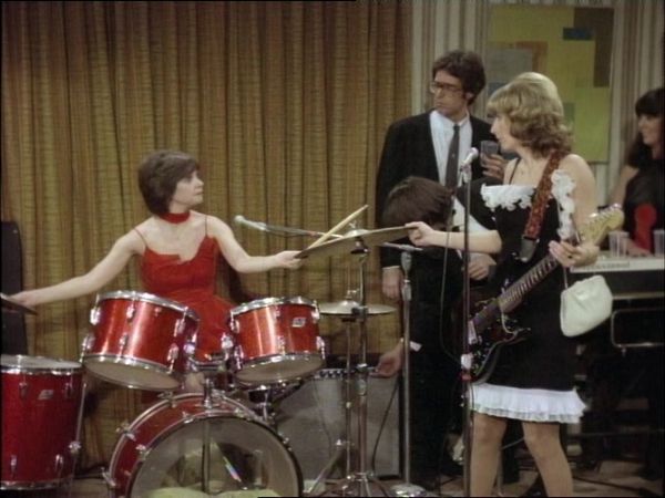 Laverne & Shirley - I Do I Do