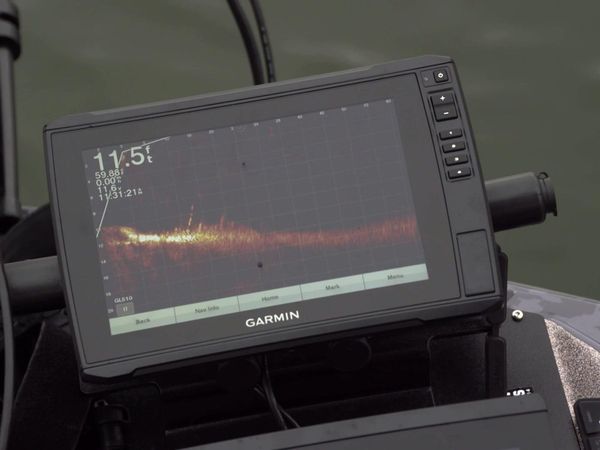 Fisherman's Handbook - Electronics are Revolutionizing the Sport of Bass Fishing