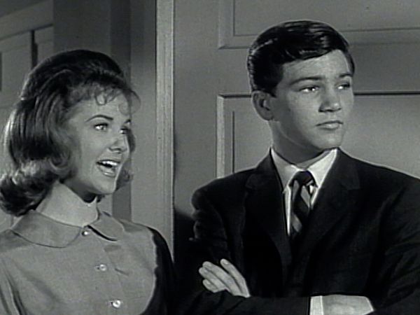 The Donna Reed Show - Three Is a Family