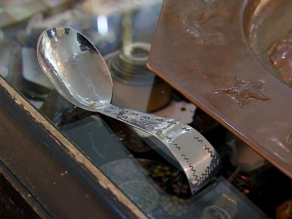 Antiques Road Trip - Christina Trevanion and Paul Laidlaw, Day 1