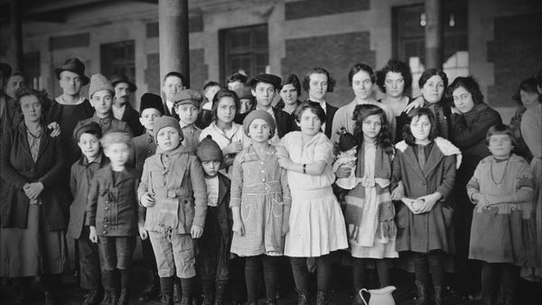 Genealogy Roadshow - New Orleans - Cabildo