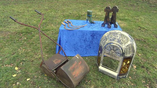 Antiques Road Trip - Phil Serrell and Natasha Raskin, Day 1