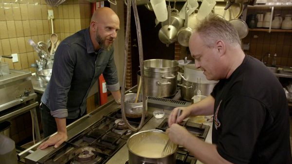 Med kniven for struben - Episode 601