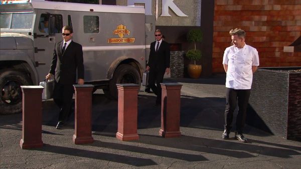 Hell's Kitchen - 3 Chefs Compete