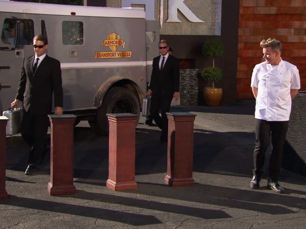 Hell's Kitchen - 3 Chefs Compete
