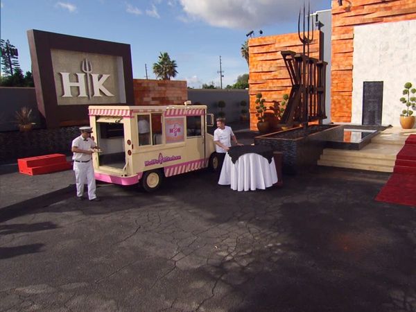 Hell's Kitchen - 7 Chefs Compete