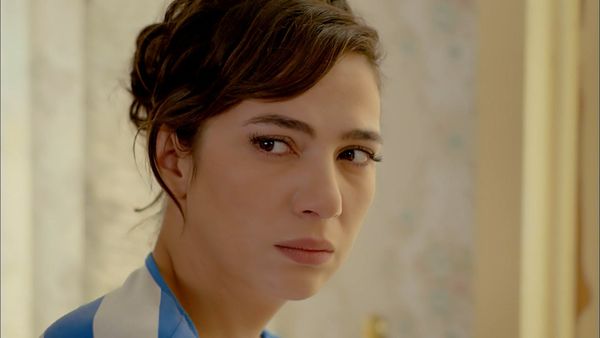 Iffet (LAS) - Episodio 04