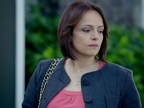 Iffet (LAS) - Episodio 10