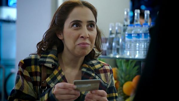 Iffet (LAS) - Episodio 11