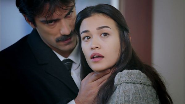 Iffet (LAS) - Episodio 12