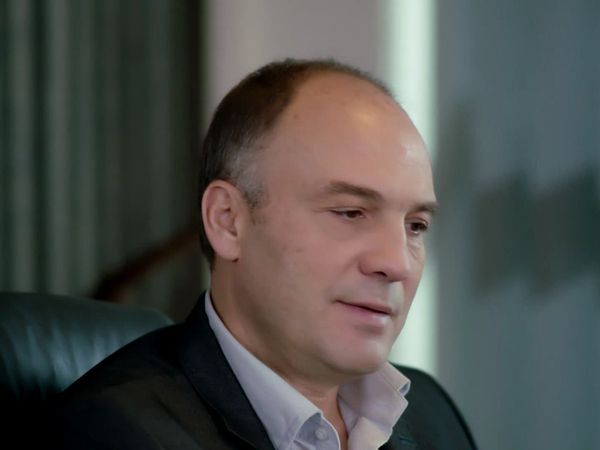 Iffet (LAS) - Episodio 15