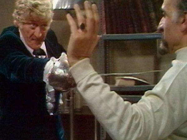 Classic Doctor Who: The Sea Devils - Episode 2