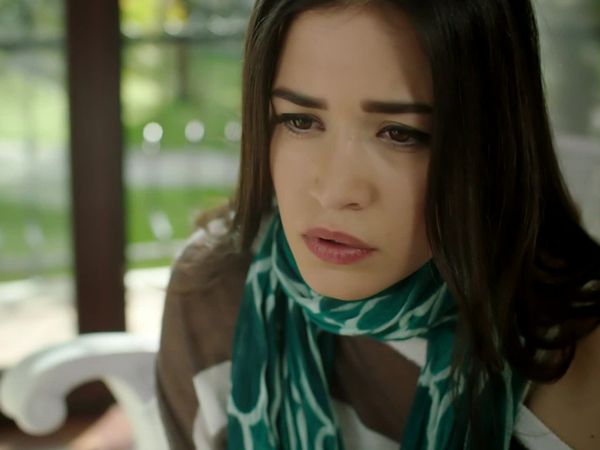 Iffet (LAS) - Episodio 29