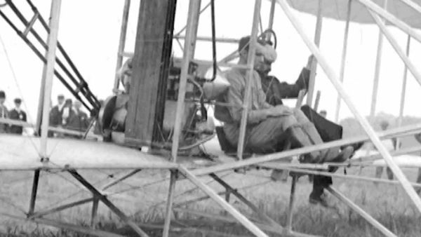 Warbirds Over The Trenches - Learning to Fly
