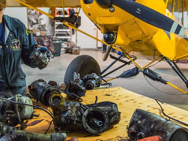 Flygkraschutredningar i Alaska - Motorstopp över motorvägen