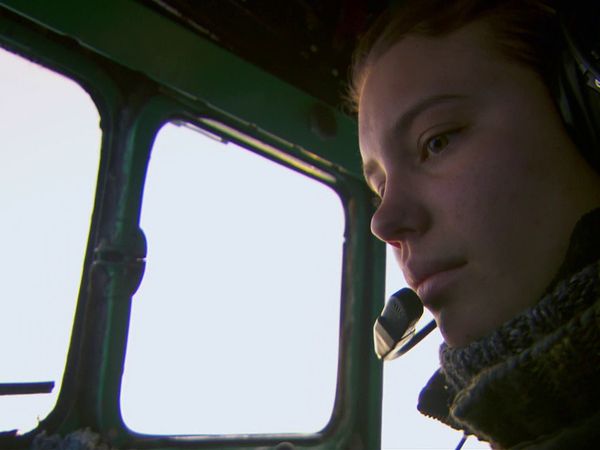 Ice Pilots NWT - Gear Up, Gear Down