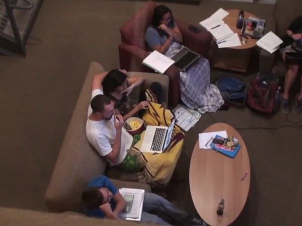 MTV's Bugging Out - S01E10