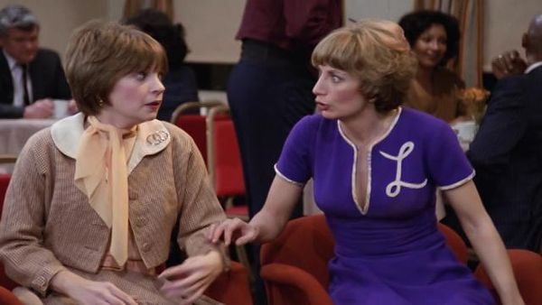 Laverne & Shirley - Murder On The Moosejaw Express (Part 1)
