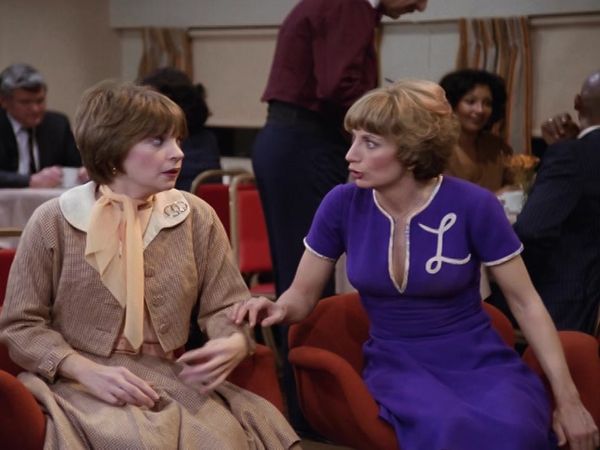 Laverne & Shirley - Murder On The Moosejaw Express (Part 1)