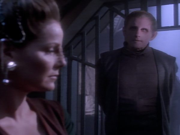 Star Trek: Deep Space Nine - Necessary Evil