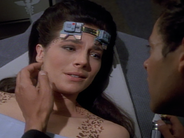 Star Trek: Deep Space Nine - Invasive Procedures