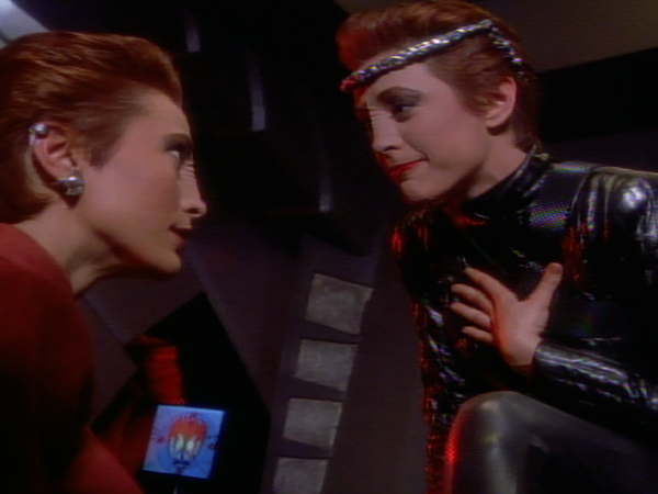 Star Trek: Deep Space Nine - Crossover