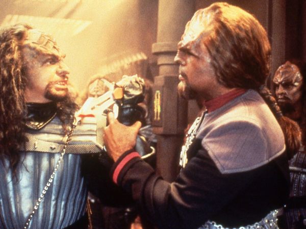 Star Trek: Deep Space Nine - Sons And Daughters