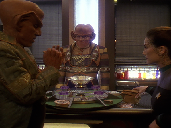 Star Trek: Deep Space Nine - Business As Usual