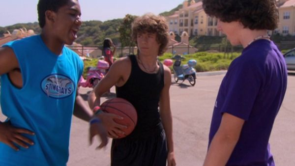 Zoey 101 - La Alpaca de Quinn