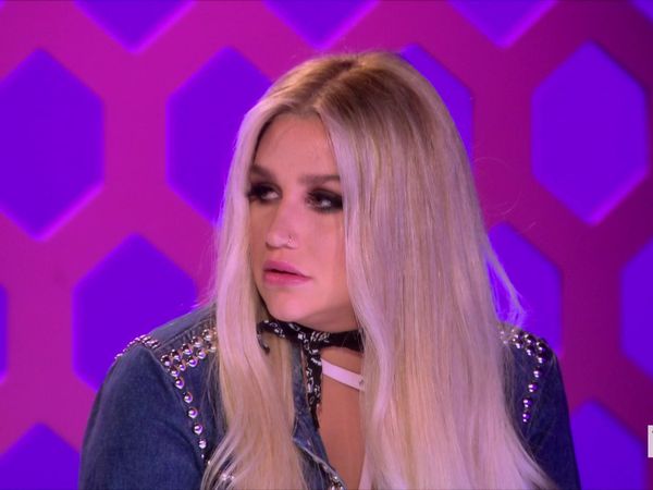 RuPaul's Drag Race - Makeovers: Crew Better Work