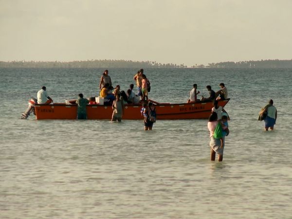 Across the Pacific with Te Radar - Kiribati