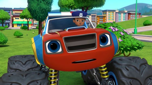 Blaze e os Monster Machines - Policial Blaze