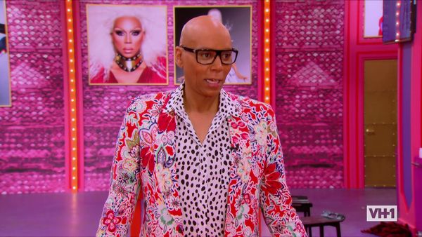 RuPaul's Drag Race - Social Media Kings Into Queens